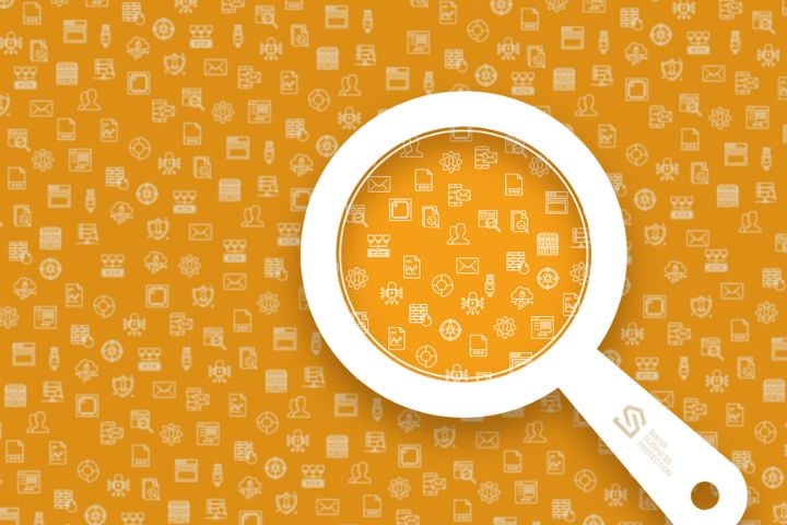 Lupe mit digitalen Icons auf orangem Hintergrund – Symbolbild für Datenanalyse und Digitalisierung